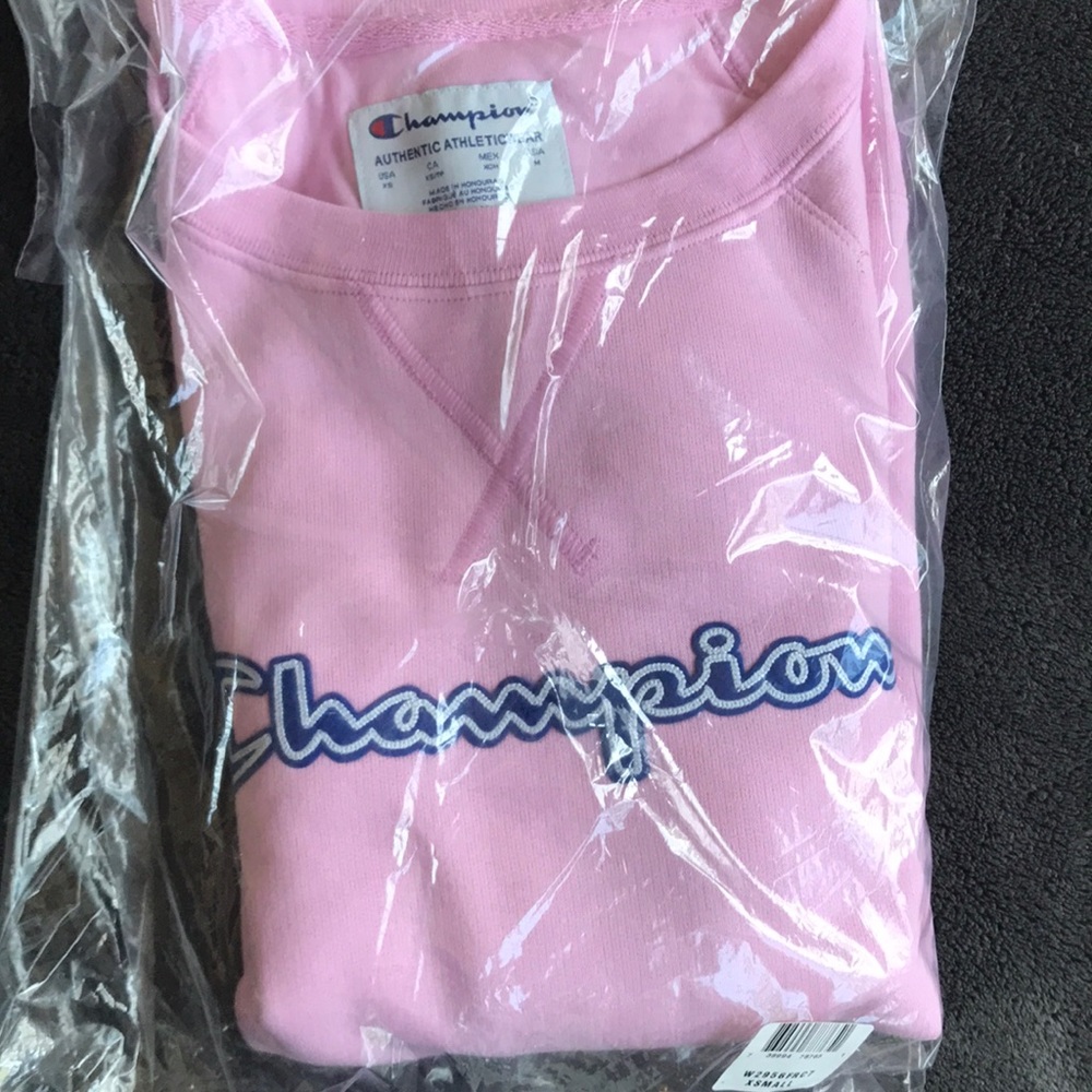 Champion Fleece Boyfriend Crew Neck Sweatshirt - Picture 6 of 8